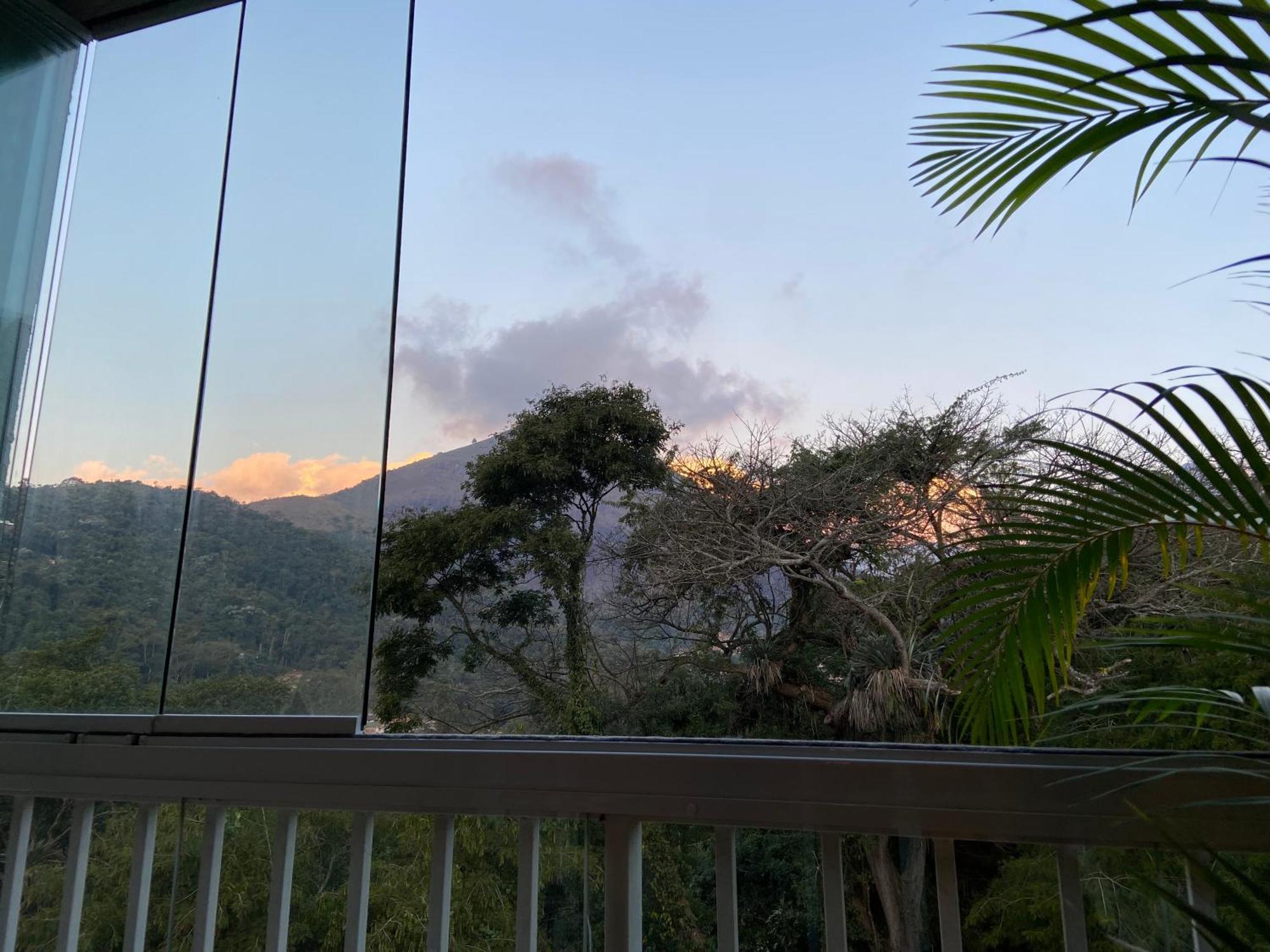 2 Quartos Em Nogueira * Petropolis (Rio de Janeiro)